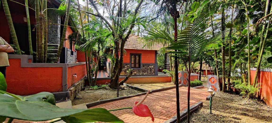 Clay Resort By Bestinn Leisure - Wayanad Padinjarathara 外观 照片