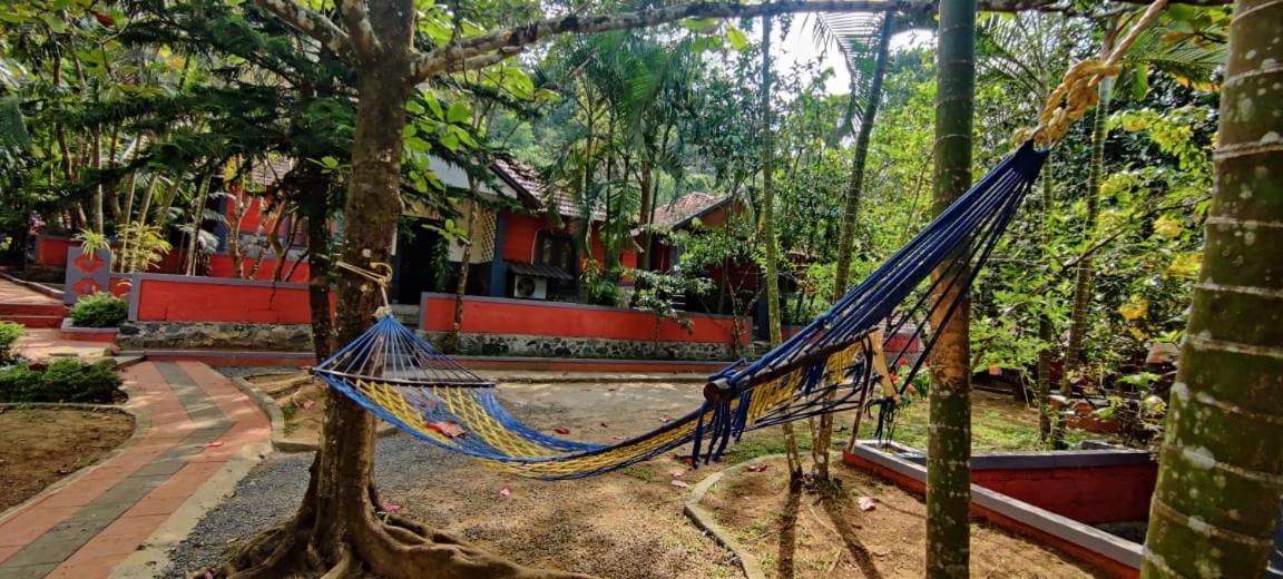 Clay Resort By Bestinn Leisure - Wayanad Padinjarathara 外观 照片